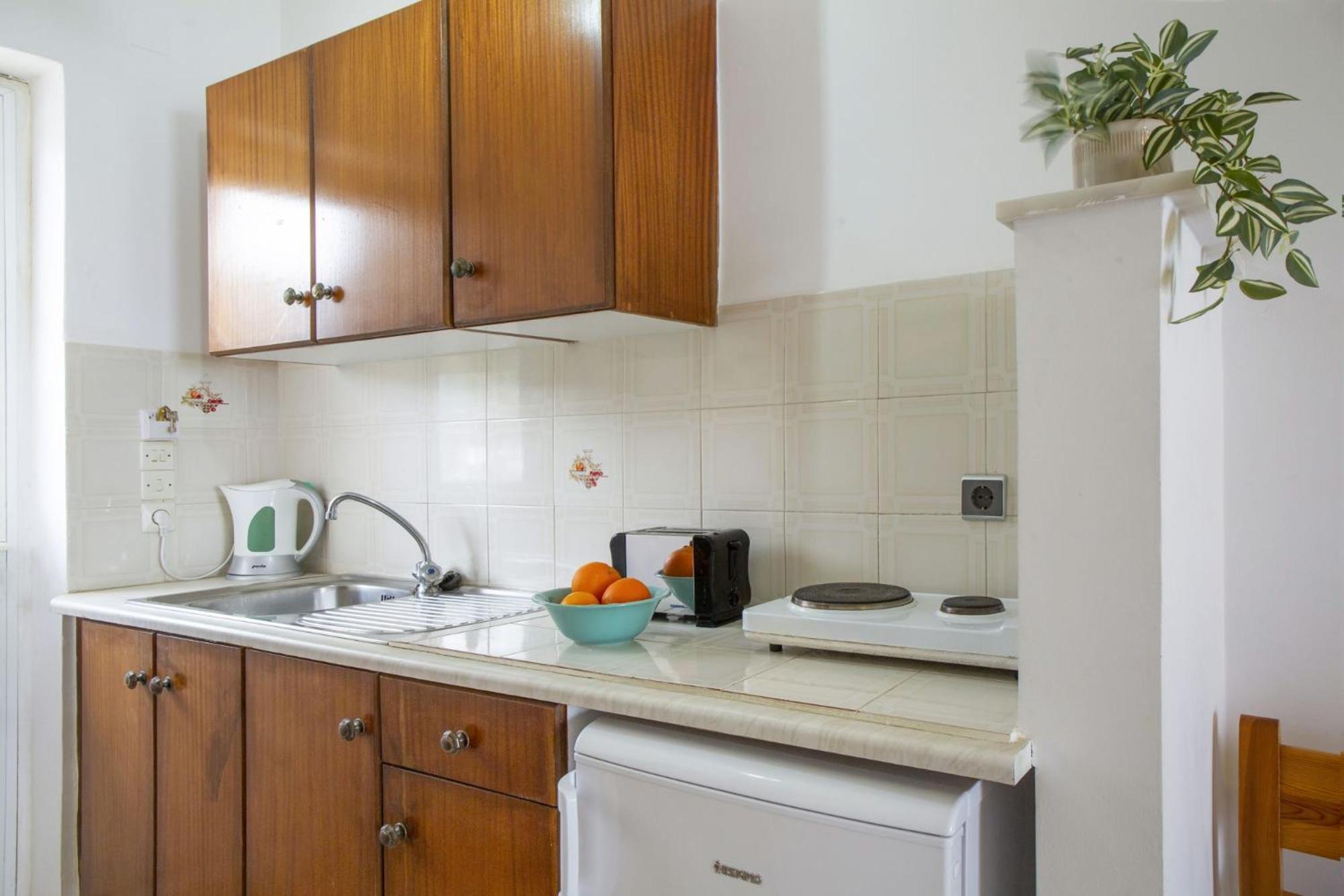 Searocco Studios & Apartments - Close To Alykes Center, By Zantewize ภายนอก รูปภาพ